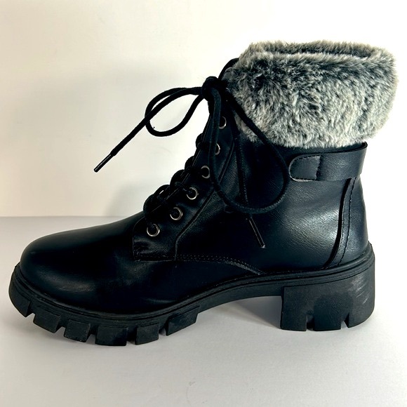 Wanted Quicksand Lace Up Faux Fur Women’s Size 8.5 Lug Sole Combat Black Boots - Picture 6 of 16